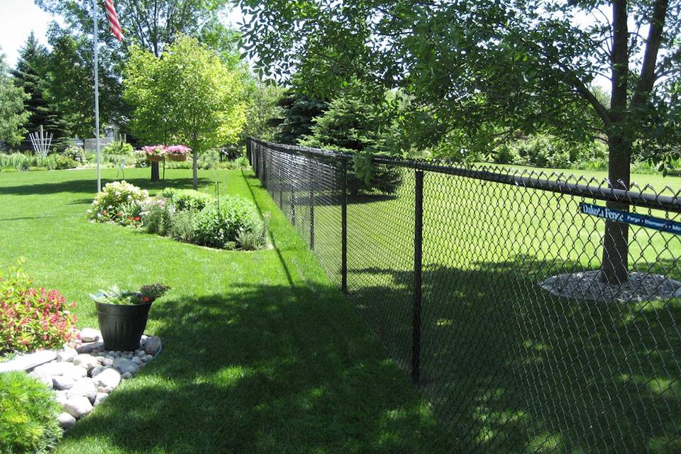 chain-link-garden-fence-botanical-garden