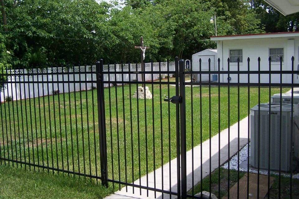 steel-residential-fence-gate