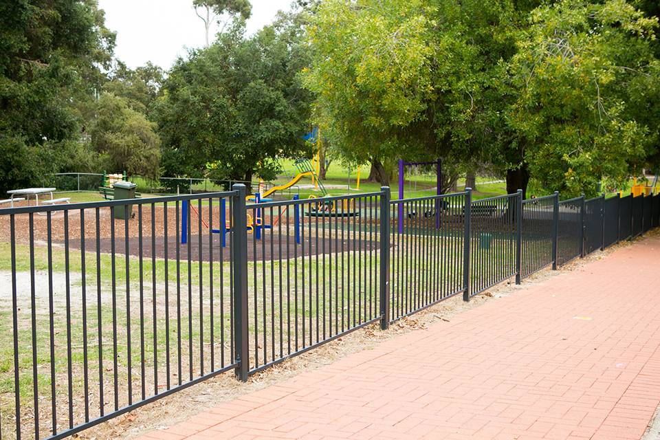 steel-school-fence-leisure-area