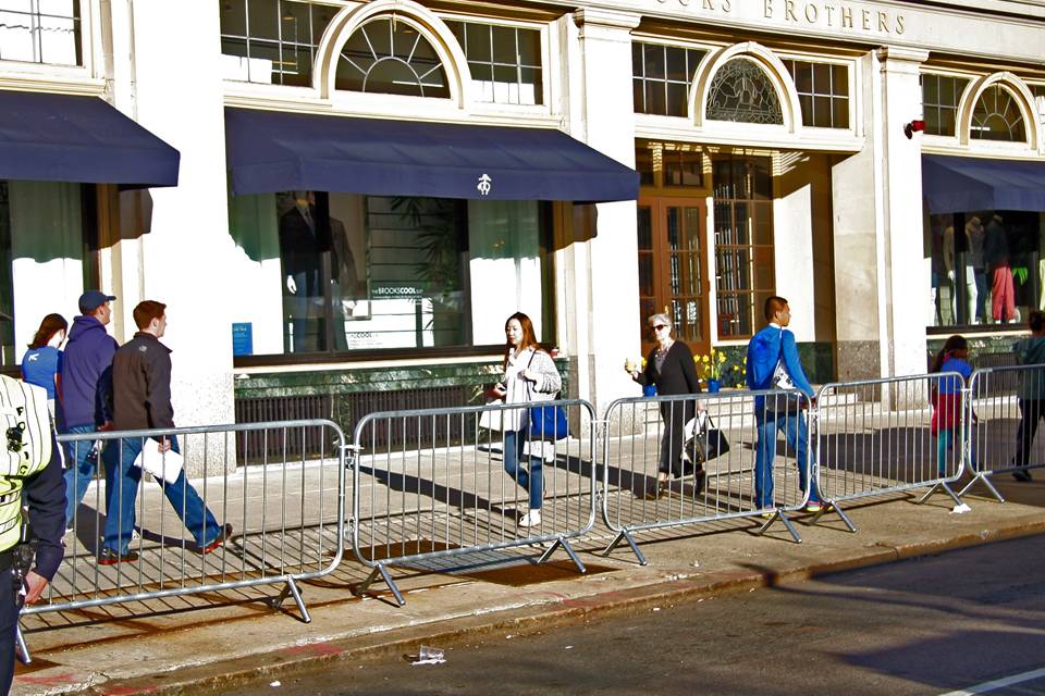 Crowd-barrier-commercial-street