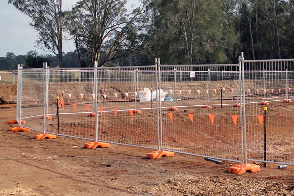 australia-temporary-construction-fence-foundation