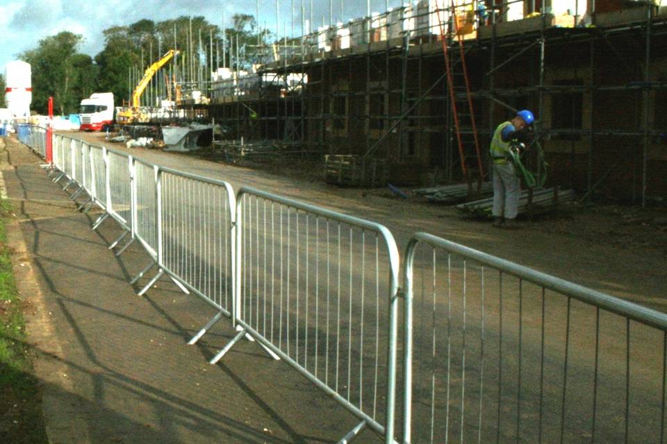 crowd-control-construction-barrier-building-construction