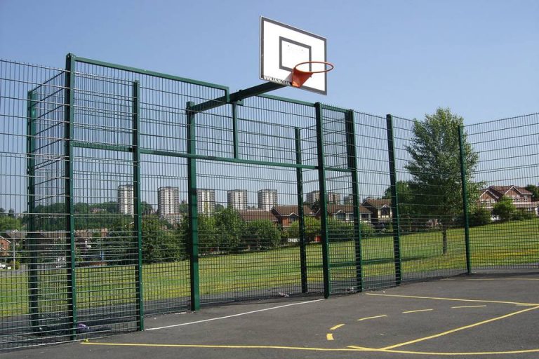 sports fence, sports field fencing, stadium fence, basketball court fence, high strength sports fencing, steel mesh fence for sports, custom sports fencing panels, sports ground fencing solution, impact resistant fencing, anti-climb sports fence, school sports court fence, welded wire mesh sports fence, perimeter fencing for sports grounds, fencing for playgrounds and courts, safe fencing for sports fields, professional sports facility fencing